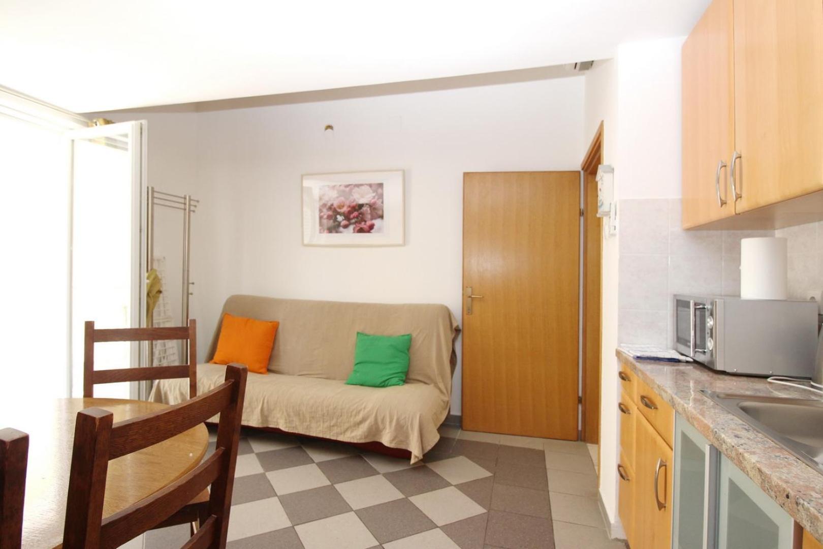 Apartments Mikulan Beach 巴斯卡 外观 照片